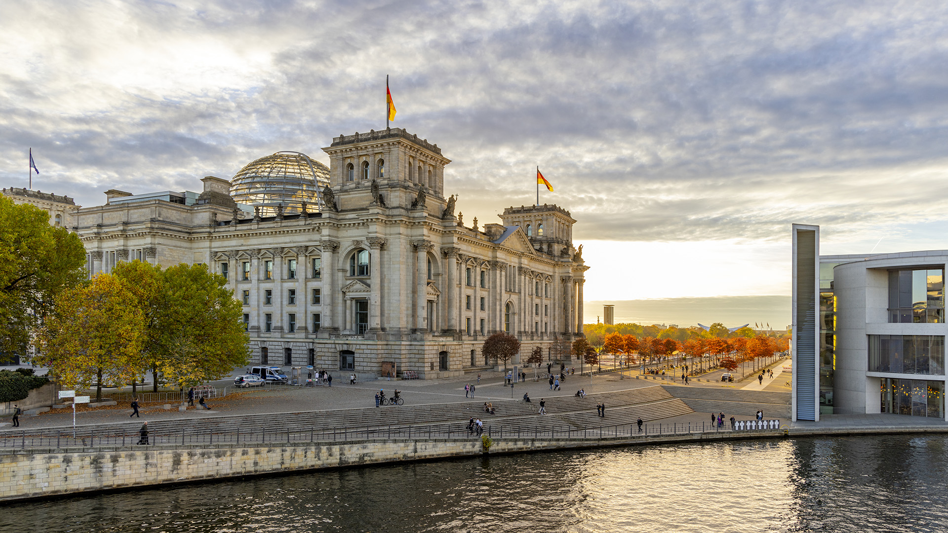 Das Reichstagsgebäude in Berlin Foto: Deutscher Bundestag/Jörg F. Müller