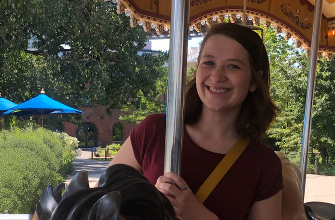 Ein Porträt von Vinca Kraus, Sprecherin der LAG Bildung