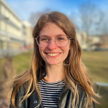 Porträt von Anna-Stina Naujoks, Sprecherin der LAG Migration und Flucht