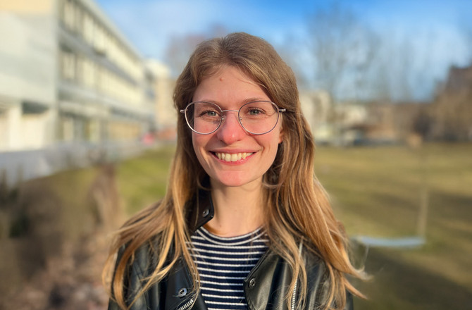 Porträt von Anna-Stina Naujoks, Sprecherin der LAG Migration und Flucht